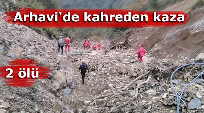 Arhavi'de kahreden kaza: 2 ölü