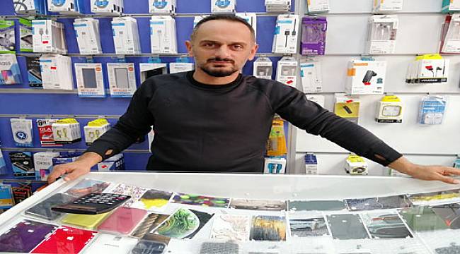 Satılmaz Dediği Telefon Tezgahtan Çalındı